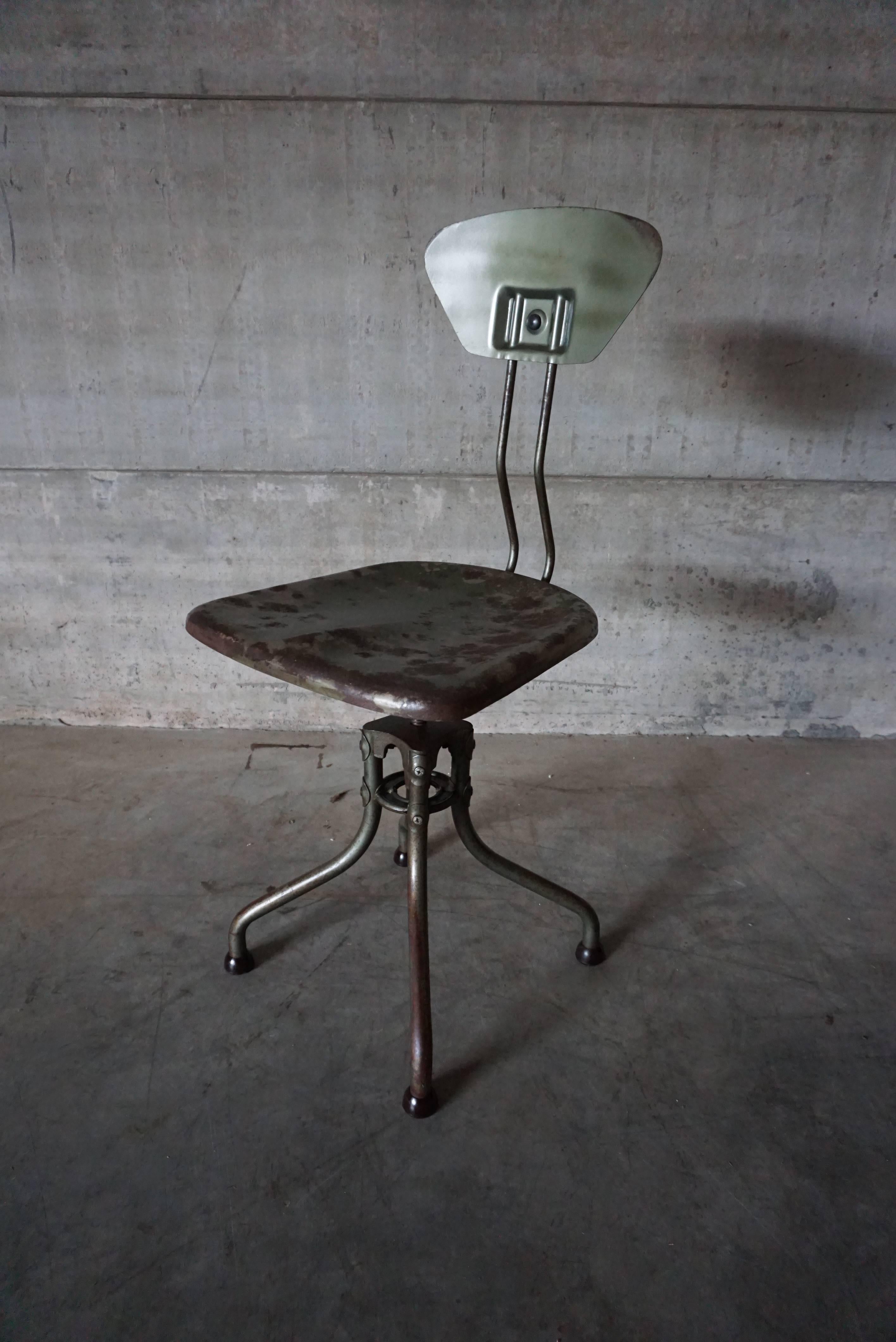 Industrial Flambo Chair by Henri Liber 4