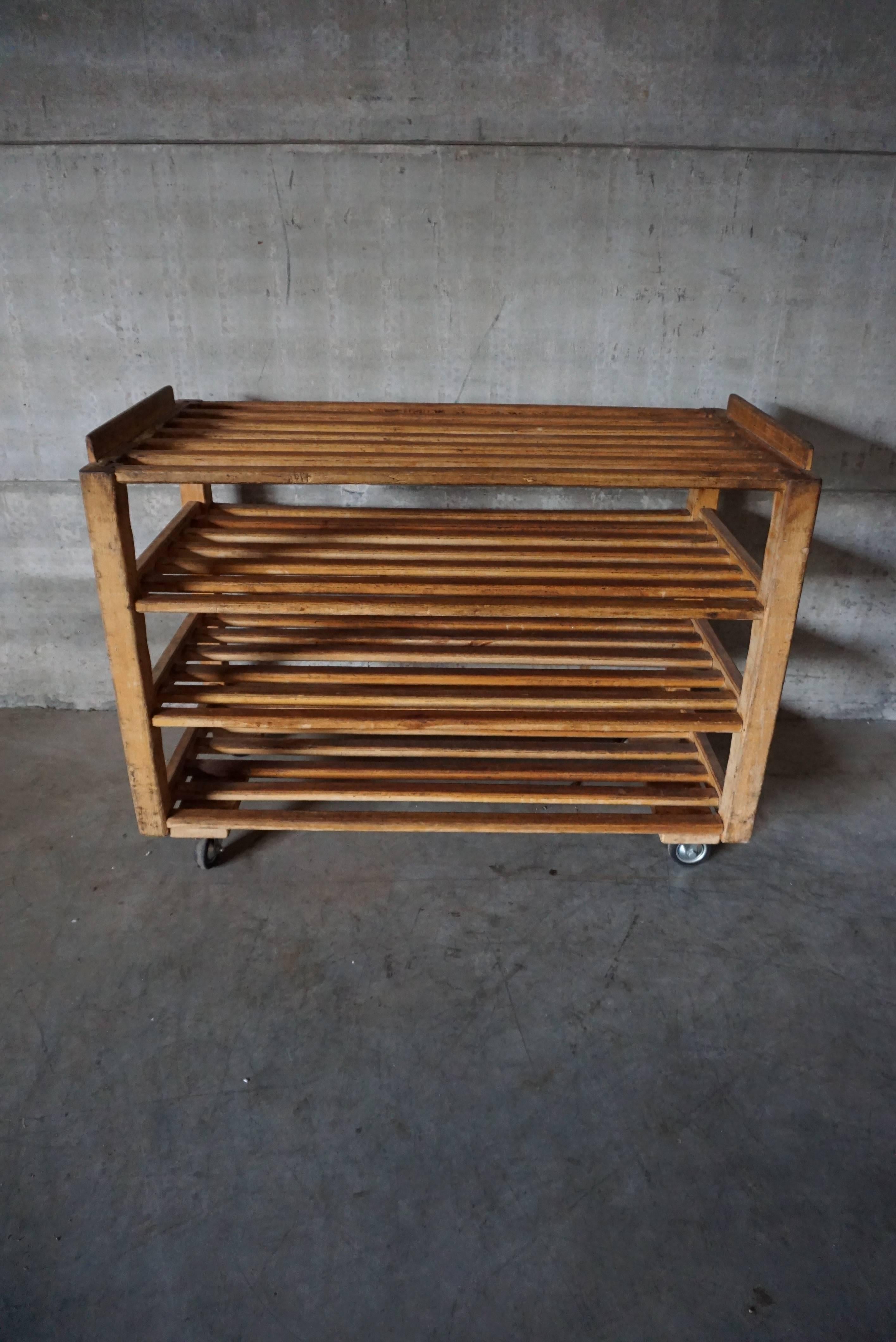 French Industrial Vintage Bakery Rack Cart, 1950s In Good Condition In Nijmegen, NL
