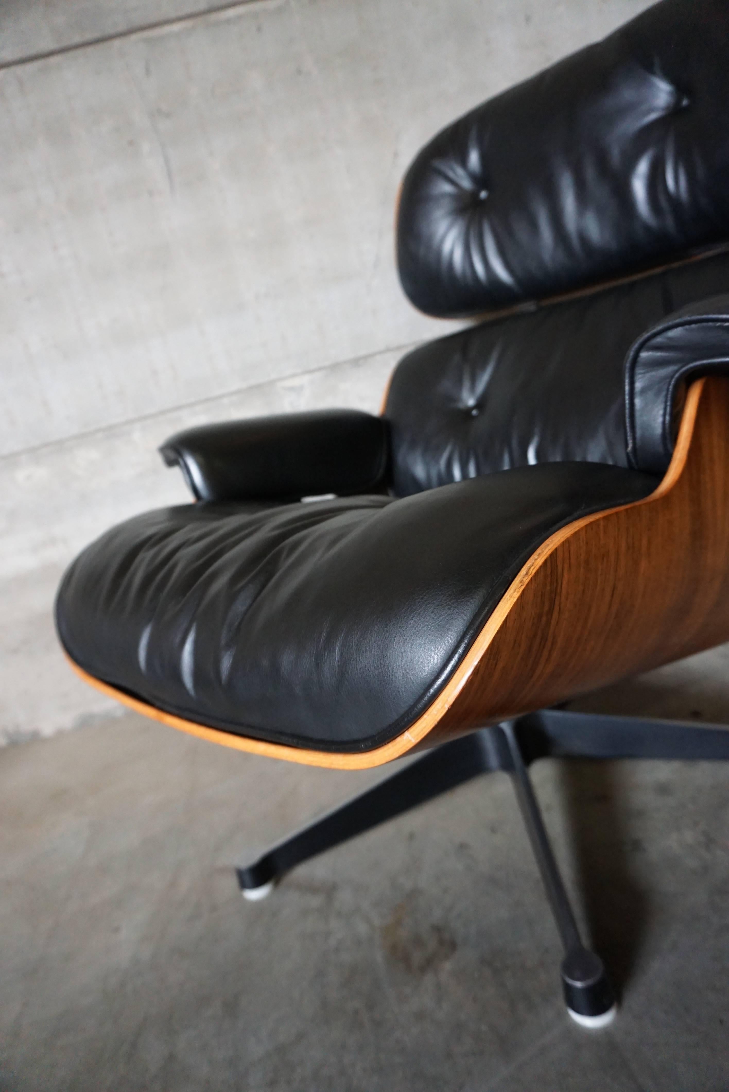 Mid-Century Modern Model 670 Lounge Chair by Charles and Ray Eames for Vitra, 1970s