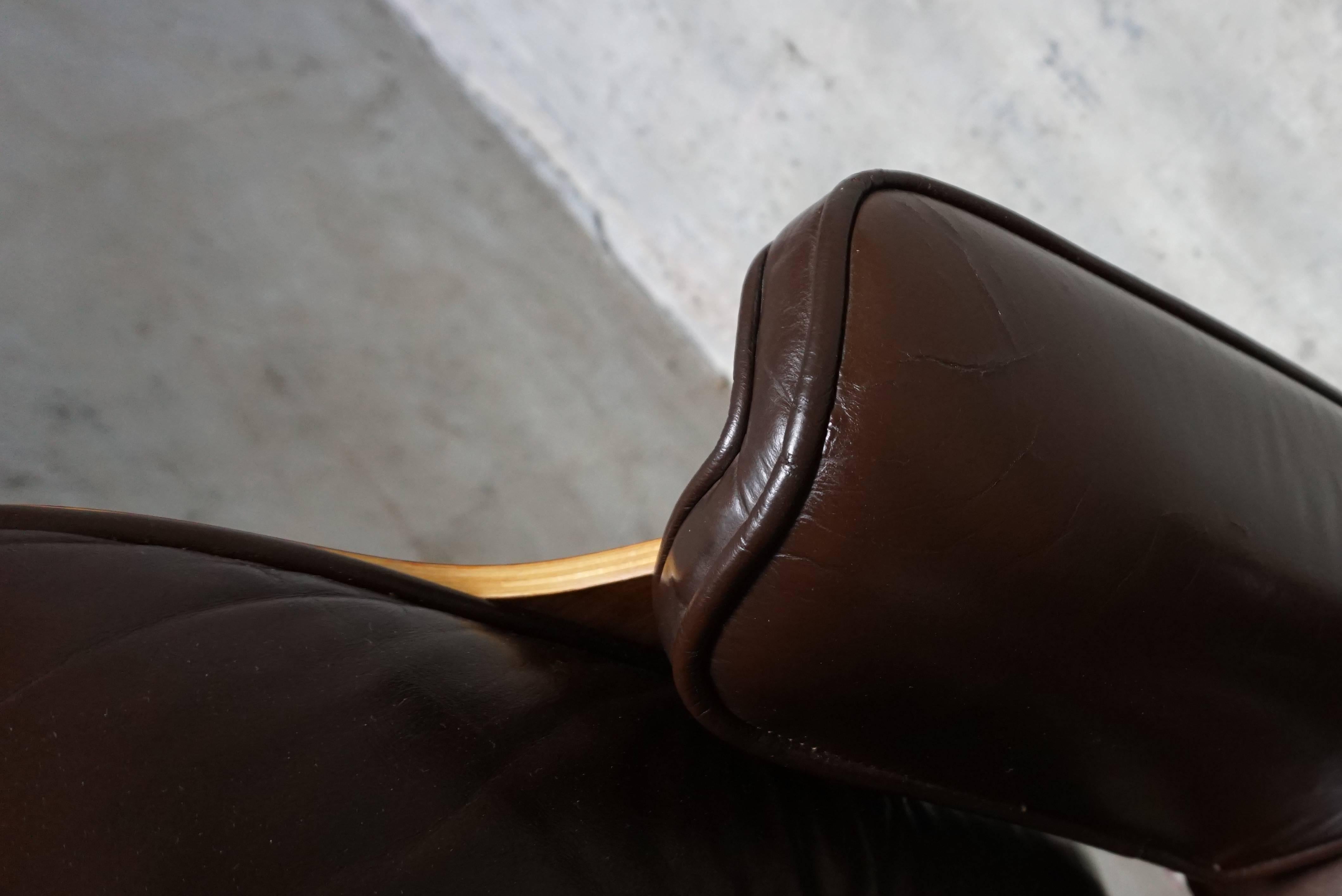 American Model 670 Brown Leather Lounge Chair by Charles and Ray Eames for Herman Miller