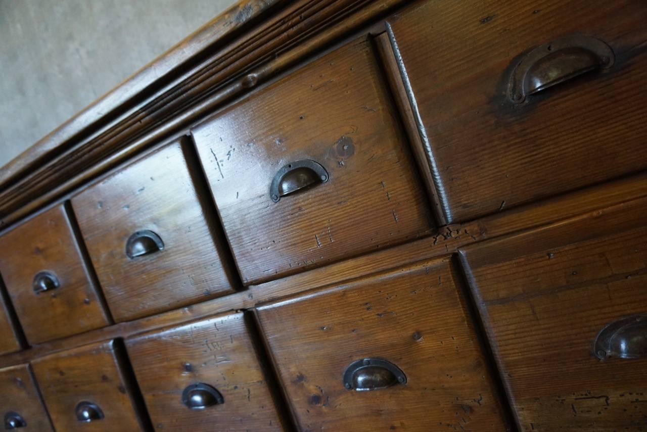 Vintage French Pine Apothecary Bank of Drawers, 1930s 1