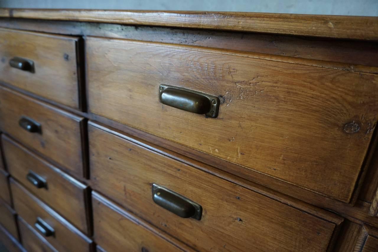 Vintage German Pine Apothecary Bank of Drawers, 1930s 2