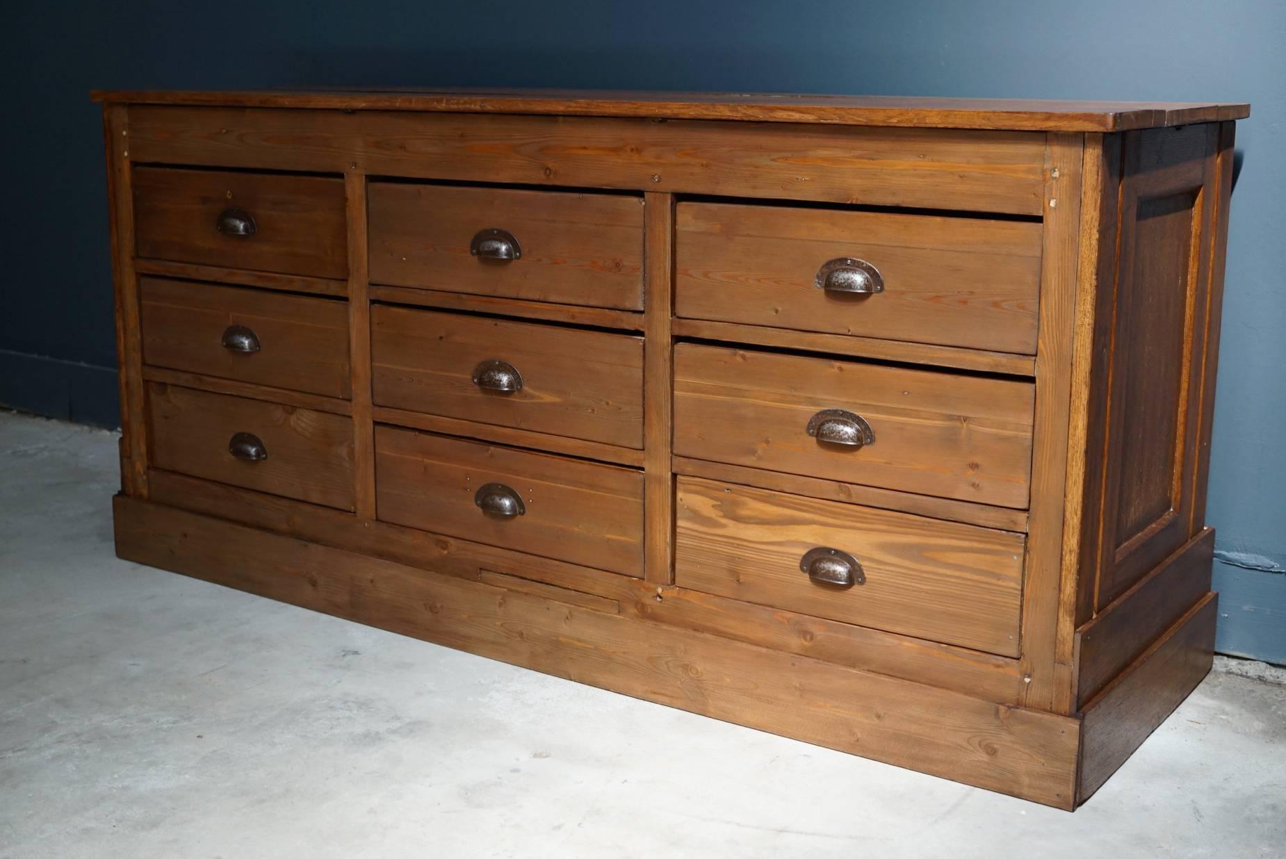 Vintage French Pine and Oak Apothecary Cabinet, 1930s In Good Condition In Nijmegen, NL