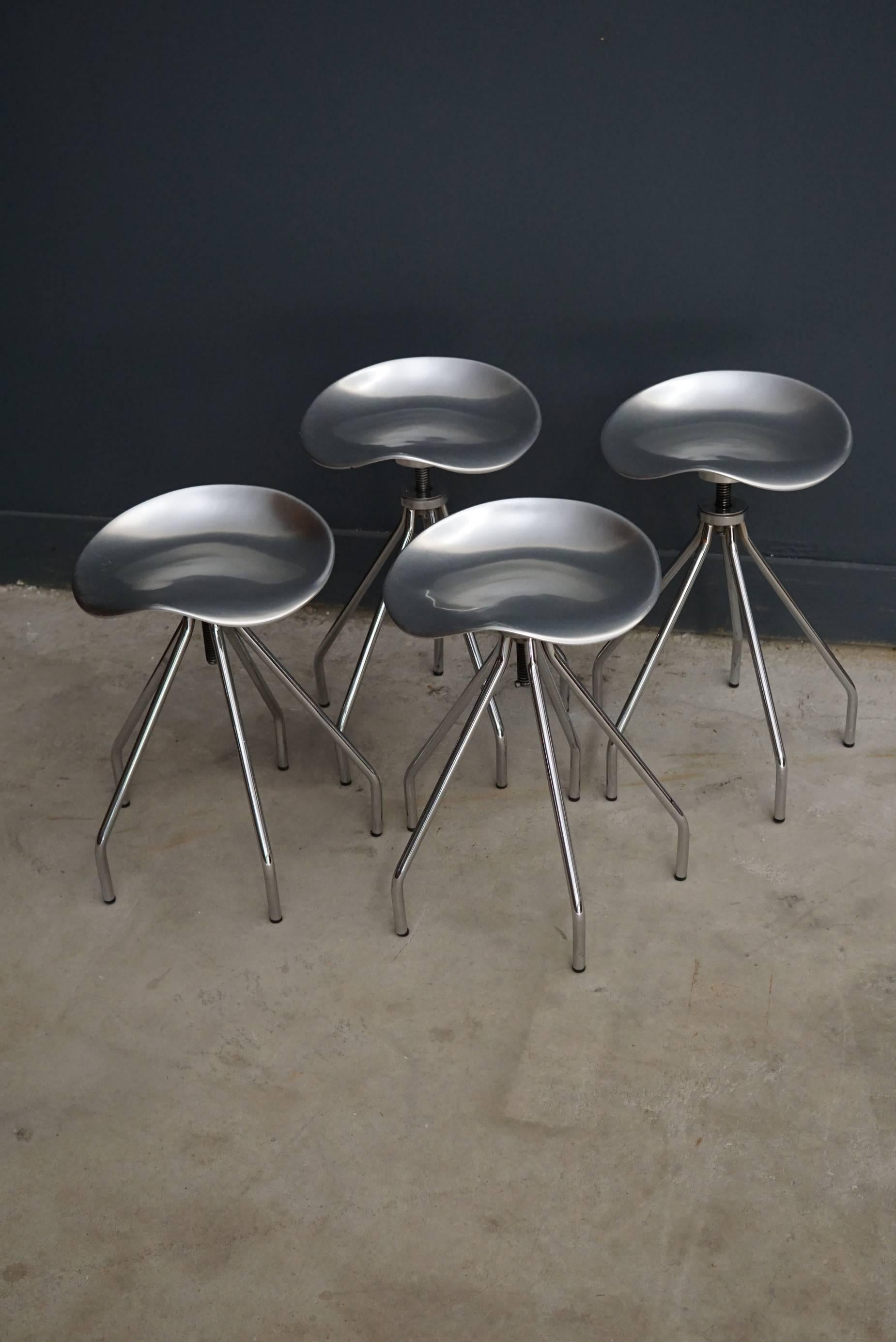 jamaica stool design by pepe cortes for amat