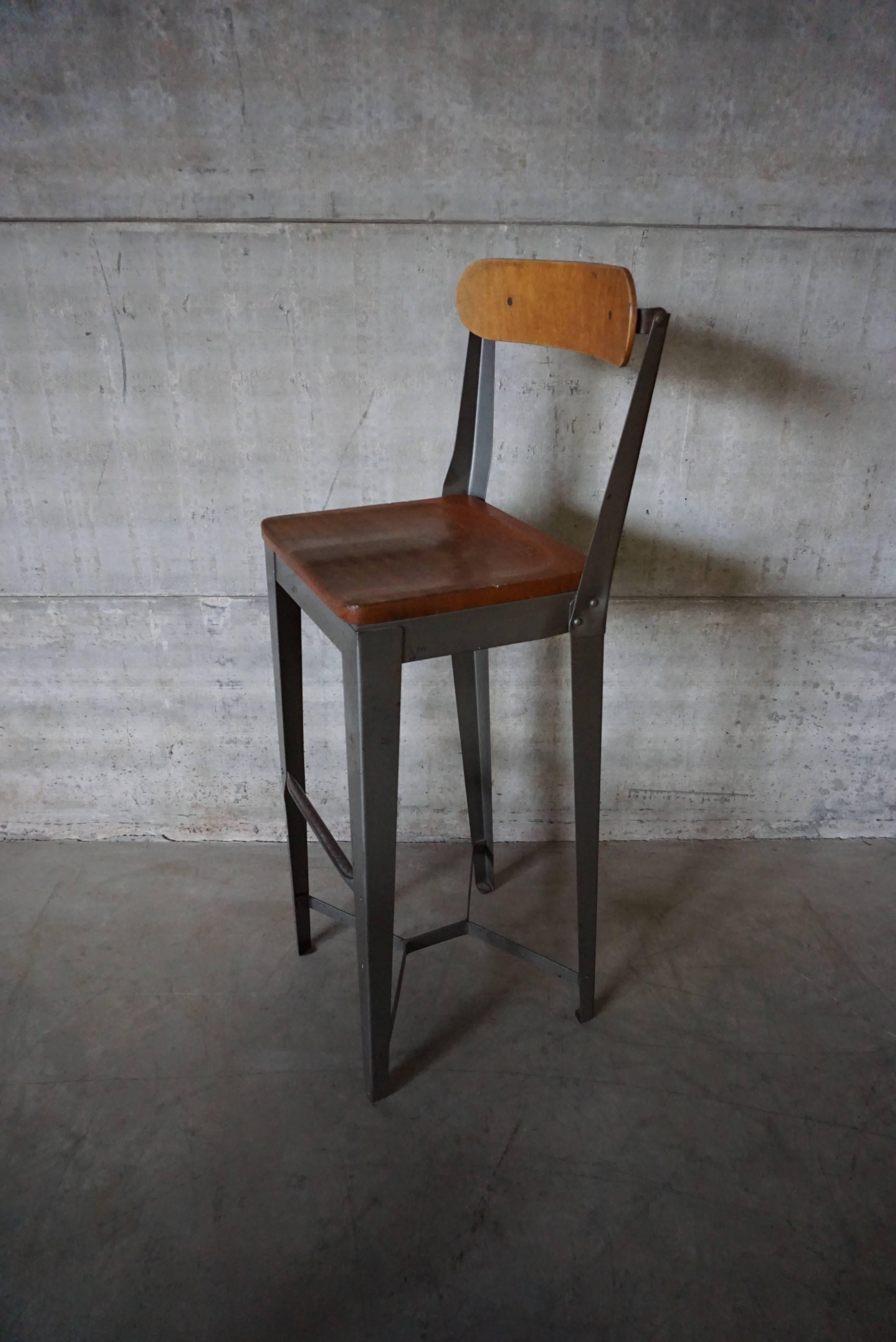 Factory Chair from England, 1950s In Good Condition In Nijmegen, NL