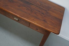 Table de salle à manger rustique de style fermier français, en pin vintage, datant du milieu du XXe siècle