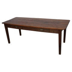 Table de salle à manger rustique de style fermier français, en pin vintage, datant du milieu du XXe siècle