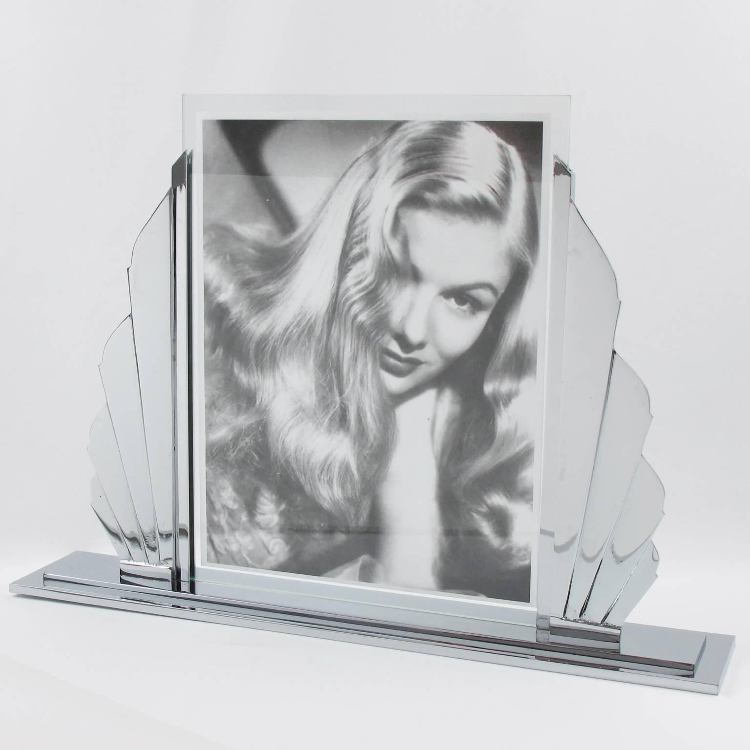 Mid-20th Century Large French Art Deco Modernist Chrome Picture Photo Frame, circa 1930s