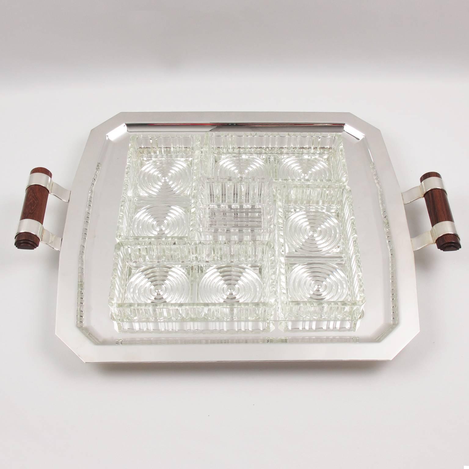 Elegant vintage French Art Deco barware serving set for hors d'oeuvres or appetizers. Featuring a stunning silver plate large square serving tray with Macassar wood handles. Five serving dishes, four rectangular for vegetables or olives and one tall