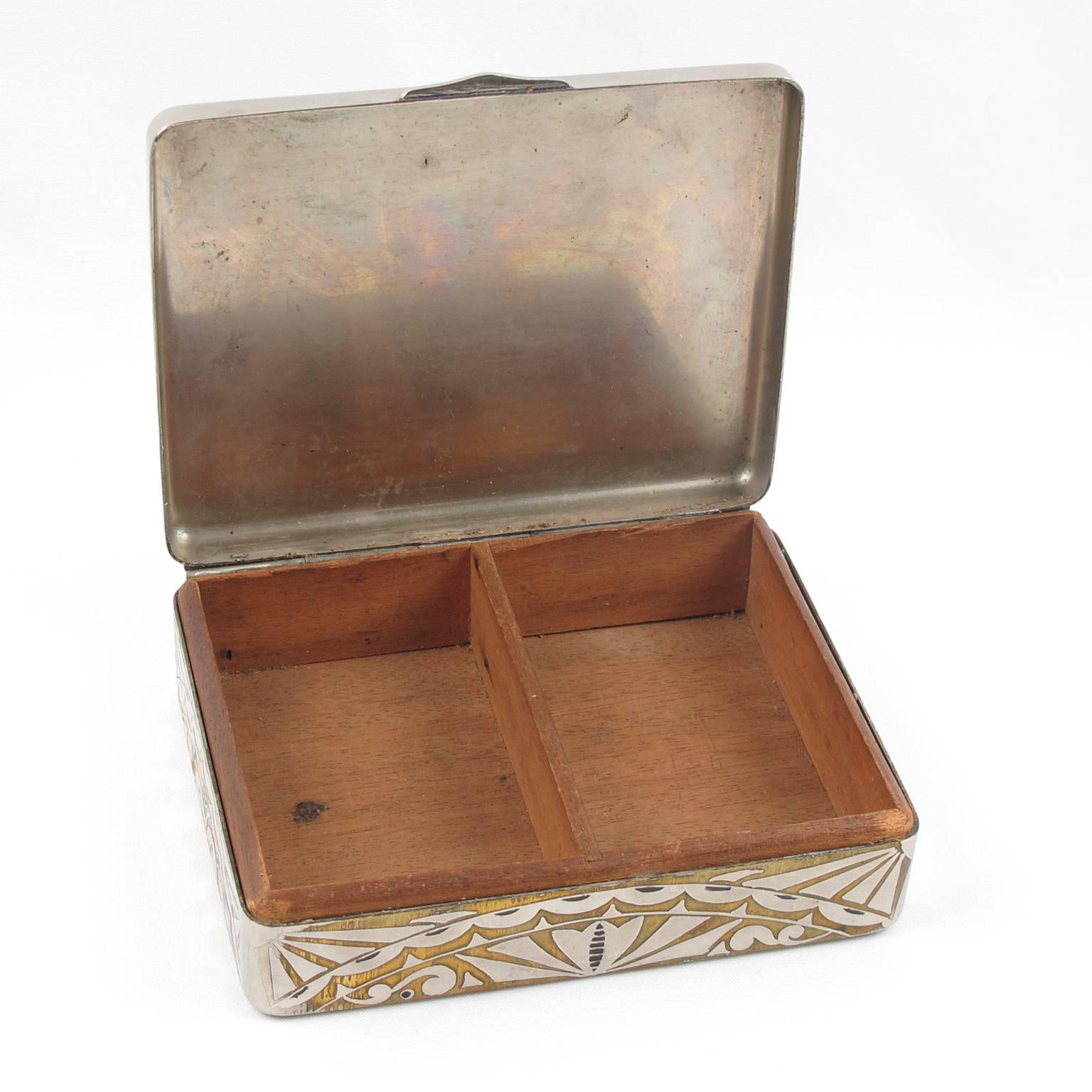 Jugendstil Polished Chrome and Brass Inlaid Decorative Box, Germany, 1910s In Good Condition In Atlanta, GA