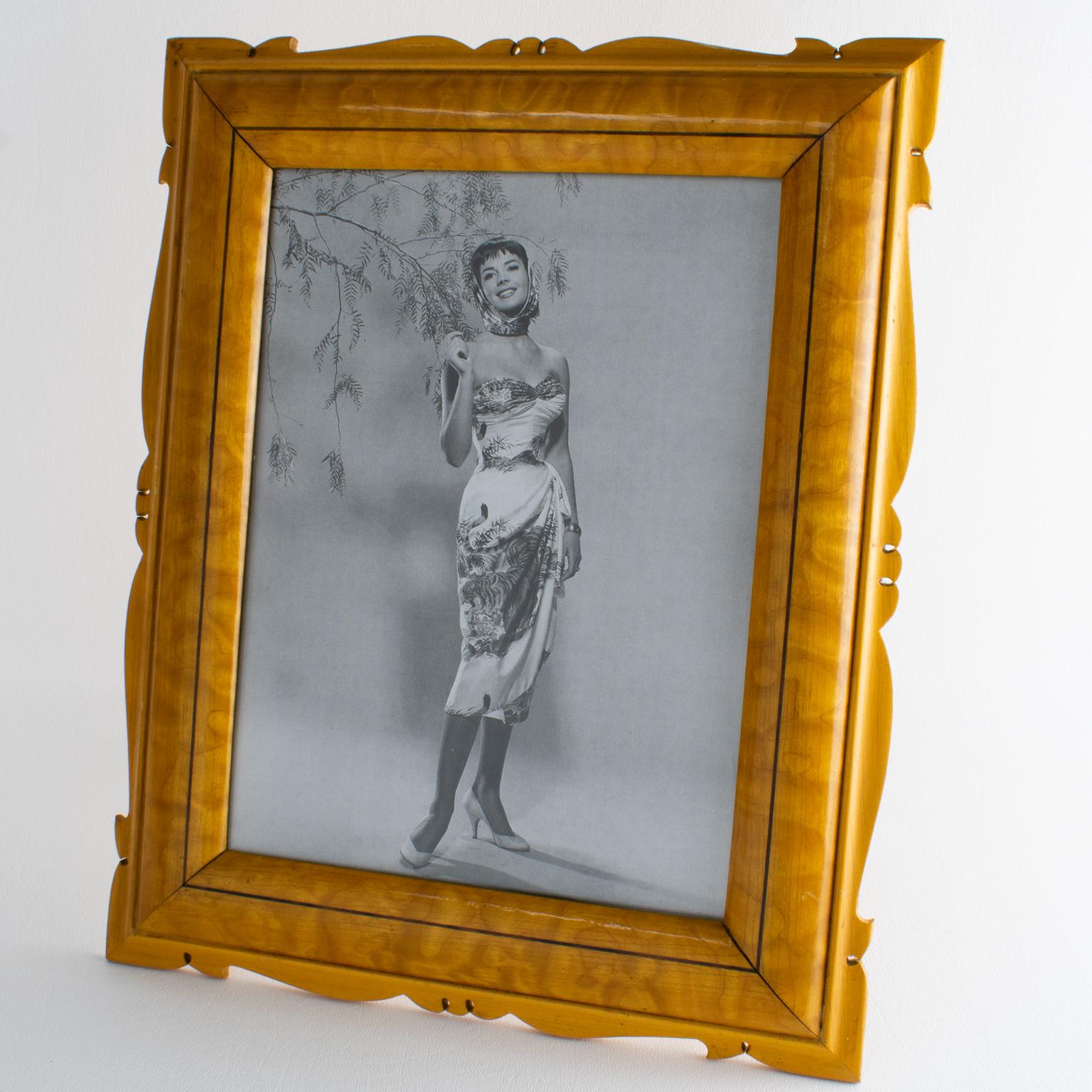 Romantic Varnish Carved Sycamore Wood Picture Frame, circa 1940 For Sale