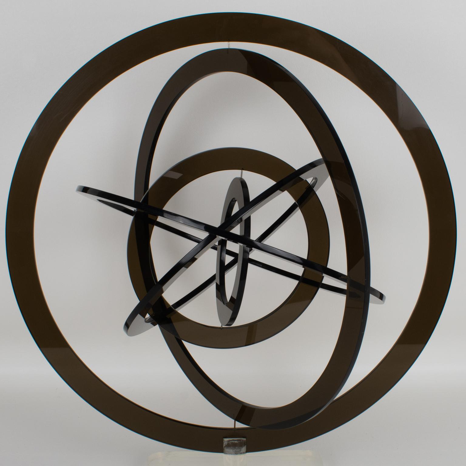 Astrolabio modernista in lucite grigia, scultura cinetica dell'orbita celeste, circa 1970 in vendita 1