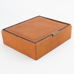 Scatola in pelle cognac cucita della Maison Longchamp, Francia, 1940 CIRCA