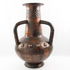 Vaso monumentale italiano in rame a balaustro Amphora