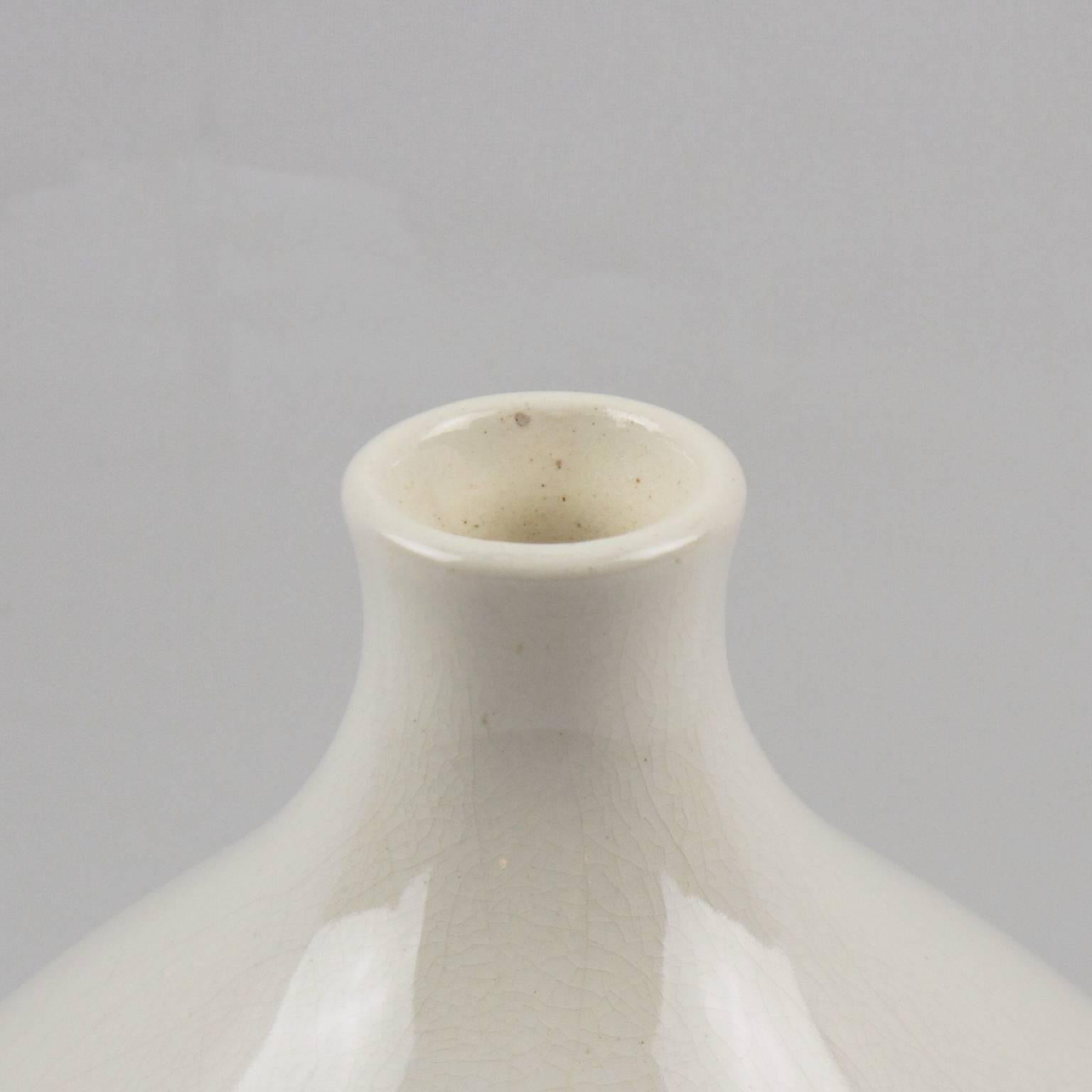 French Saint-Clement Art Deco Crackle Glaze Ceramic Vase In Excellent Condition In Atlanta, GA