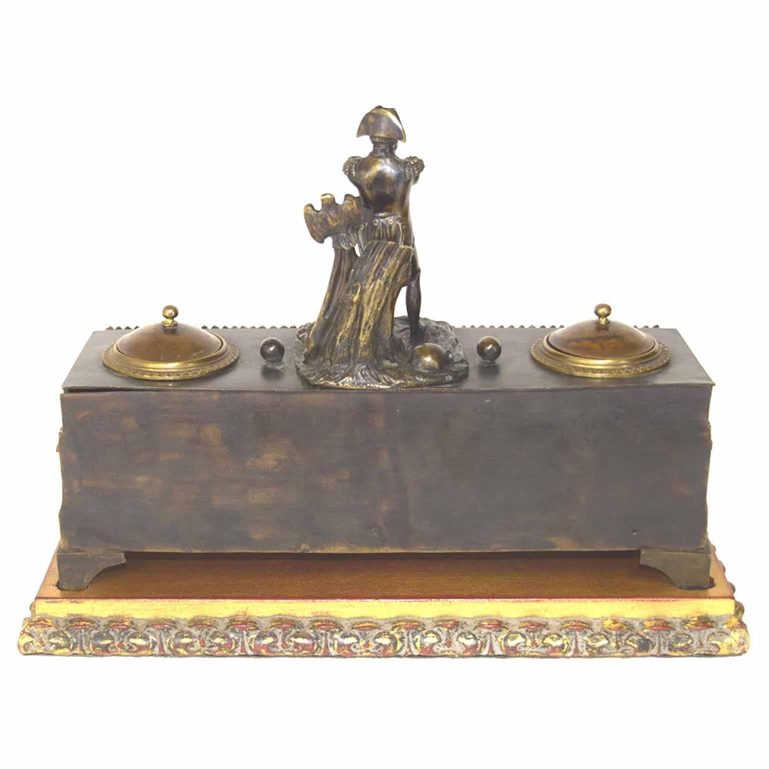 Very Fine Antique French Charles X Period Ormolu Napoleon Ink Well, circa 1825 In Good Condition For Sale In Houston, TX