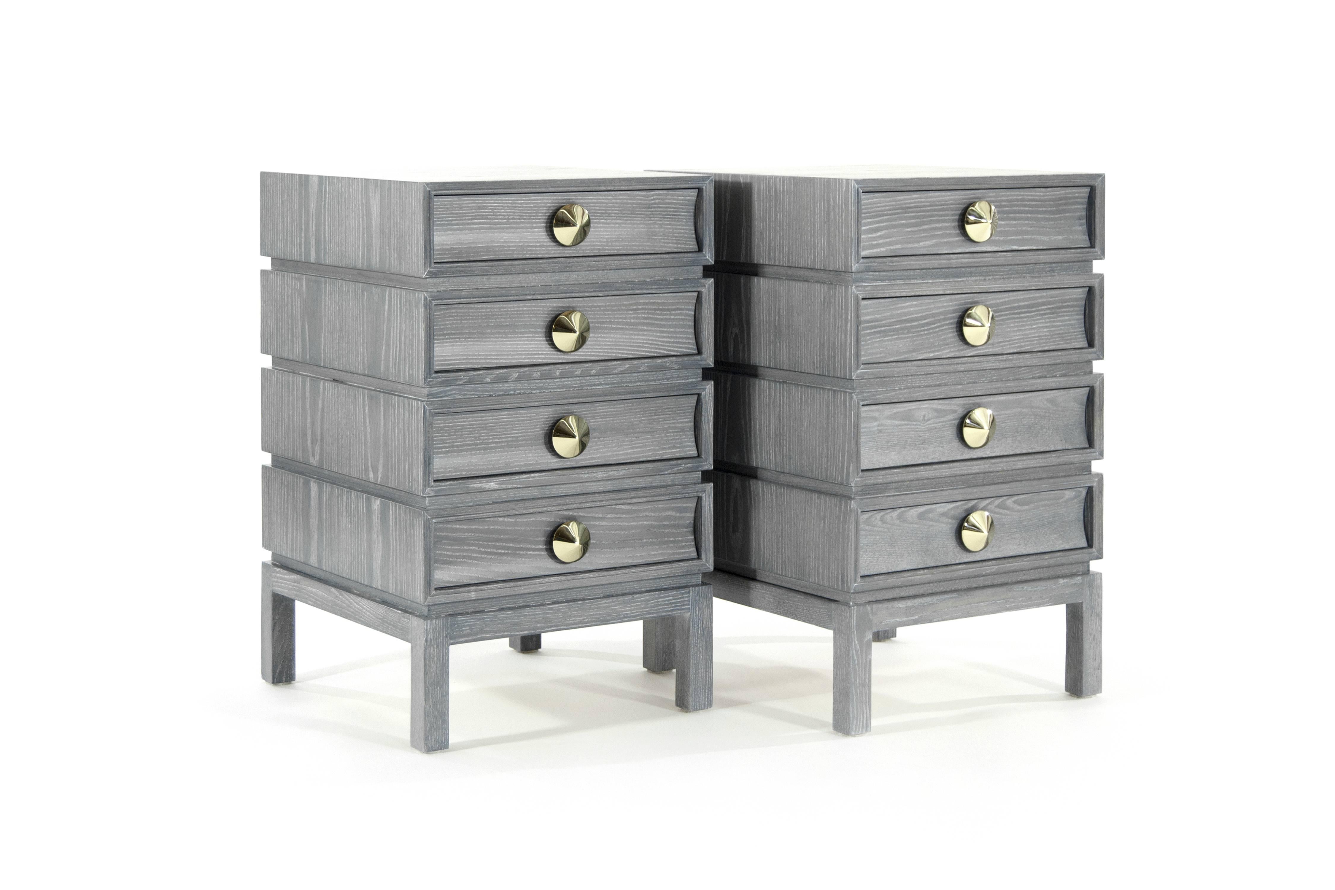 Mid-Century Modern Pair of Stacked End Tables in Grey Ceruse For Sale