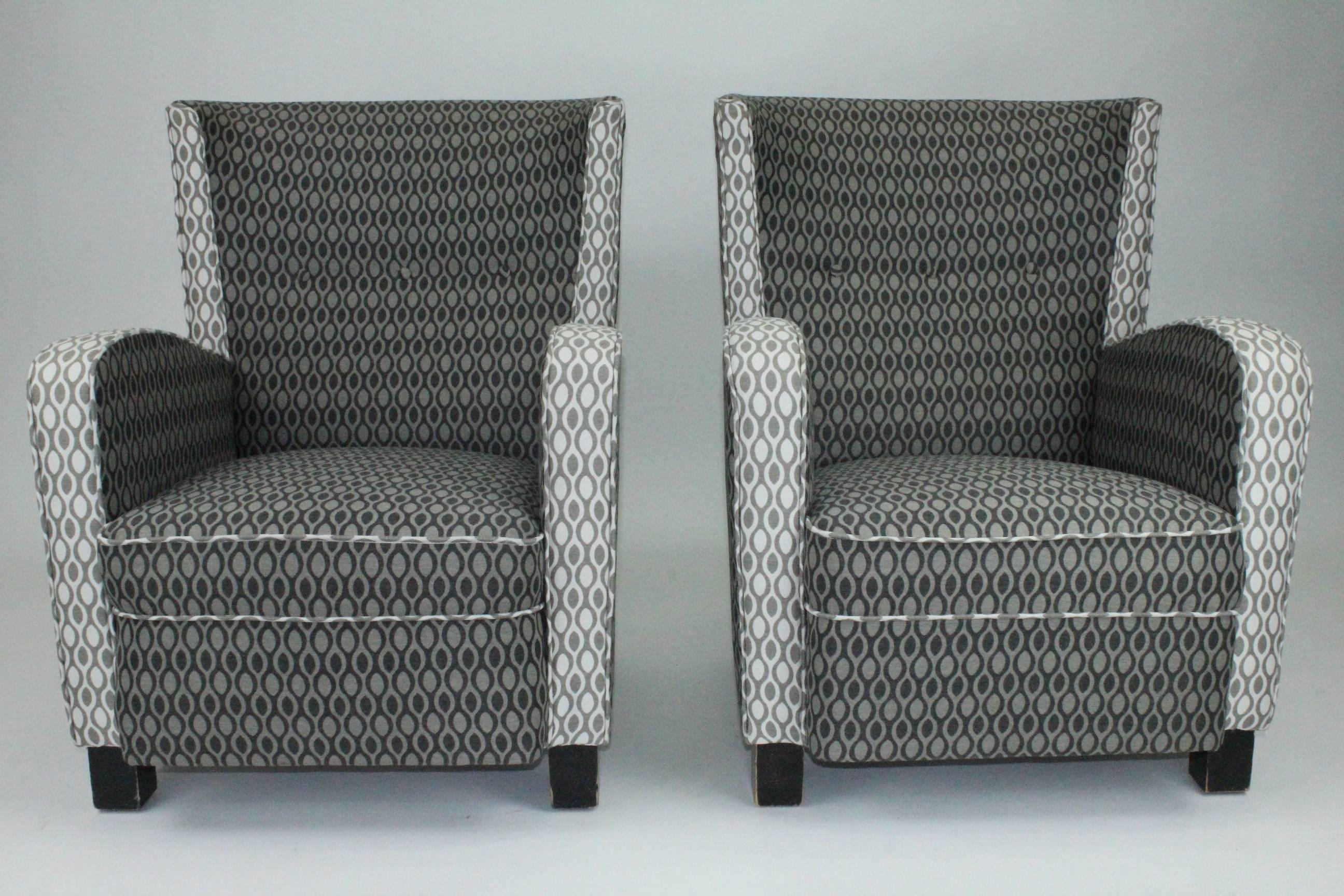 Wonderful pair of newly upholstered lounge chairs. Most likely by Margareta Köhler for Futurum, Stockholm 1930s. Very comfortable and in a very good condition.

In 1934 Marie Louise Idestam-Blomberg and Ebba Margareta Köhler founded Futurum in