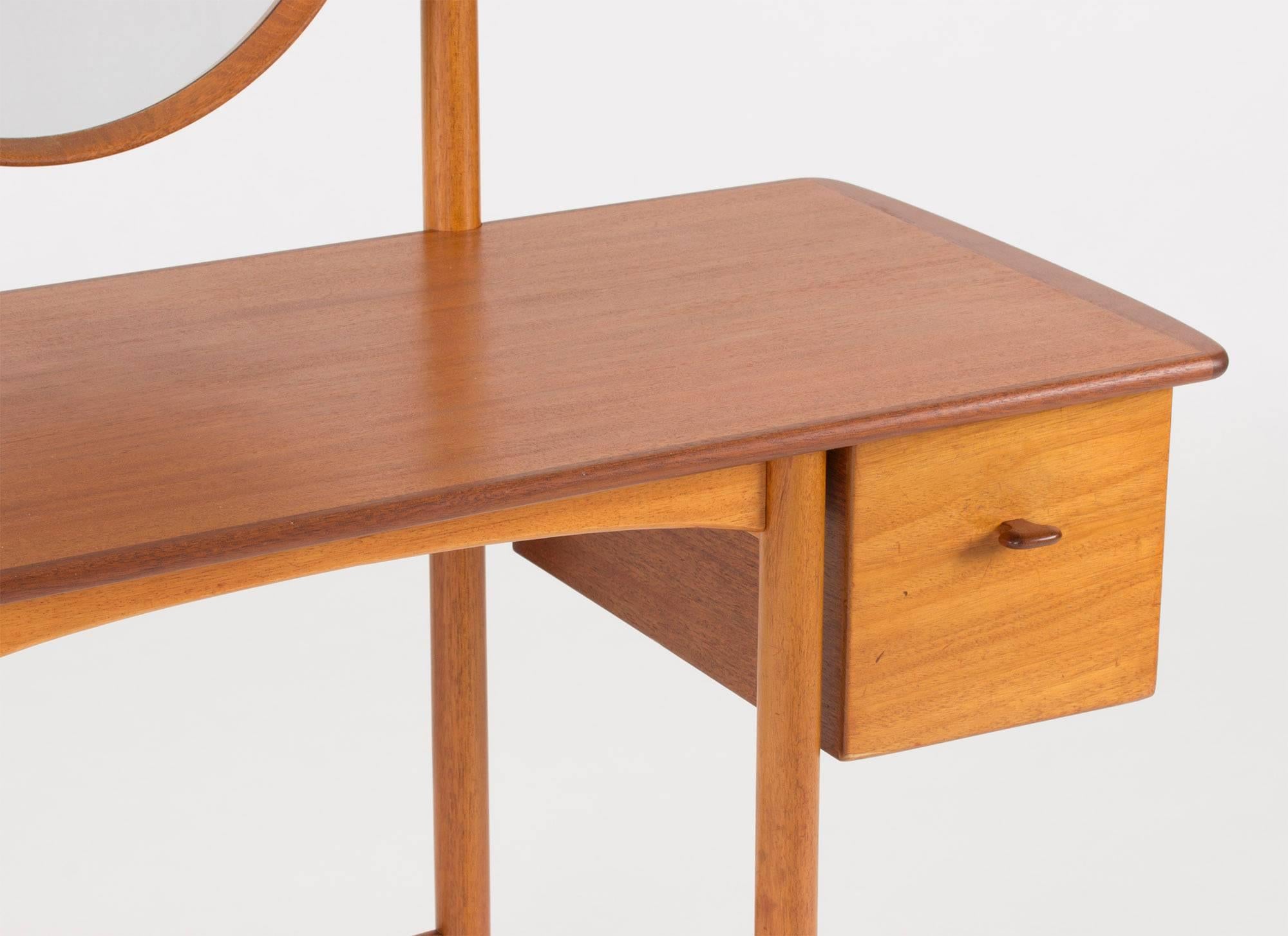 Scandinavian Modern Oak Dressing Table by Sven Engström and Gunnar Myrstrand