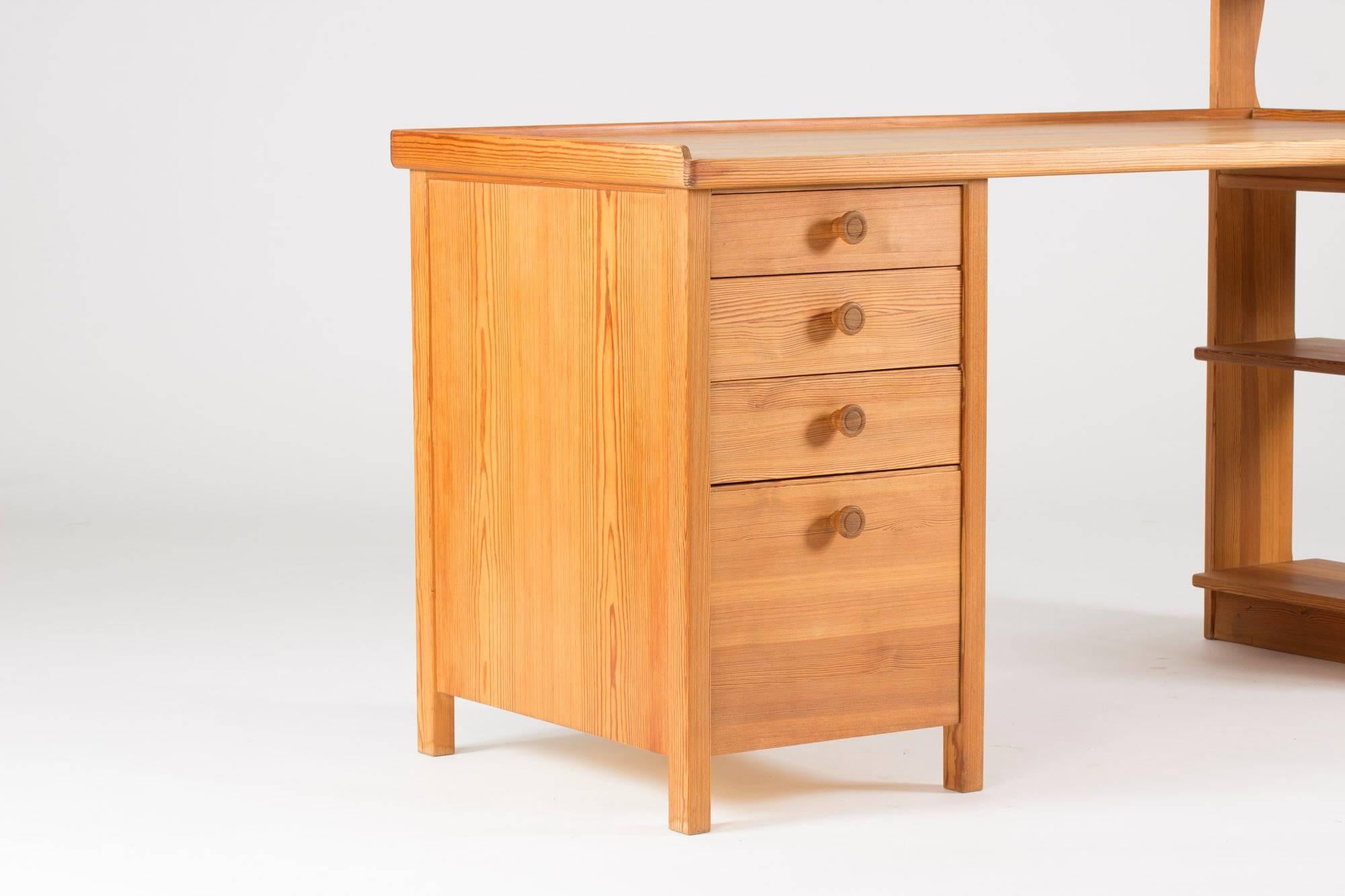 Pine Desk by Carl Malmsten In Excellent Condition In Stockholm, SE