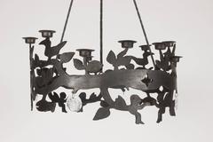 Araña de hierro forjado y cristal de Bertil Vallien