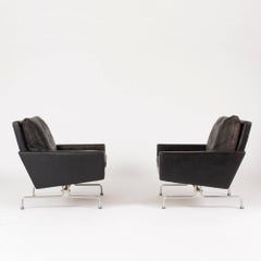 Pair of "PK 31" Leather Lounge Chairs by Poul Kjærholm