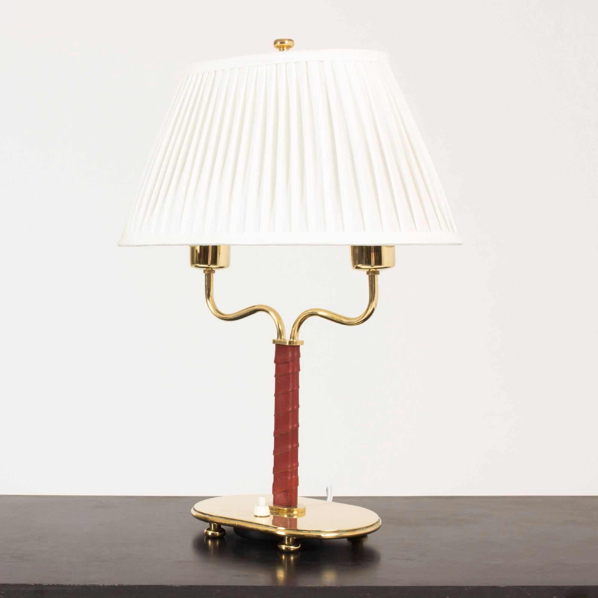 Pair of Brass and Leather Table Lamps by Josef Frank In Excellent Condition In Stockholm, SE
