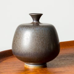 Vaso in gres di metà secolo di Berndt Friberg, Gustavsberg, Svezia, 1965
