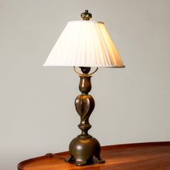 Lampe de table suédoise « Swedish Grace » en bronze patiné, par Sune Bäckström, Suède, années 1920-1930