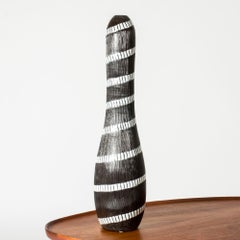 Vase de sol en faïence, par Ingrid Atterberg, Upsala-Ekeby, Suède, années 1950