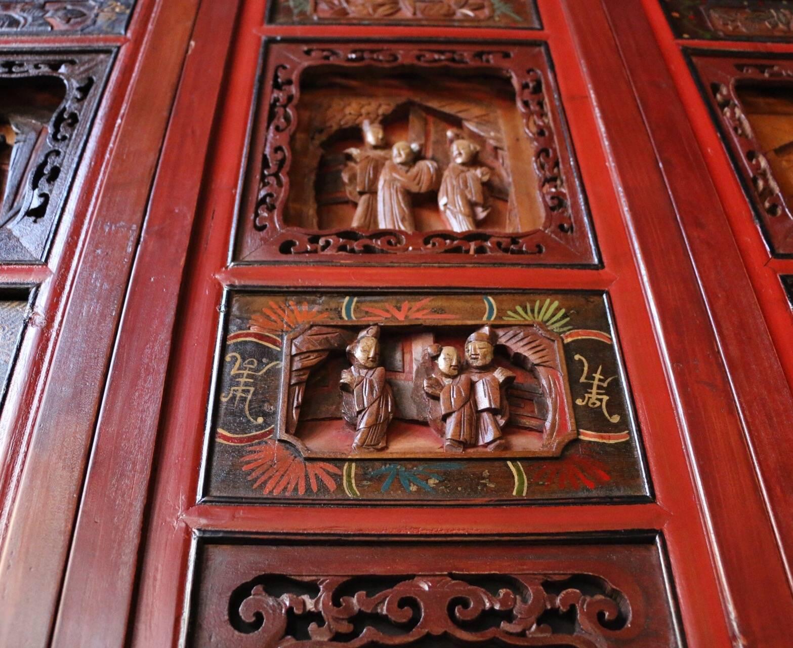 Chinese Carved Lacquered Wood Inset with Hard Stones Nine-Panel Floor Screen 4