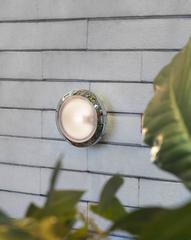 Metis Lighting Fontana Arte Kodo Outdoor-Lampe, Aluminiumguss, entworfen 1998