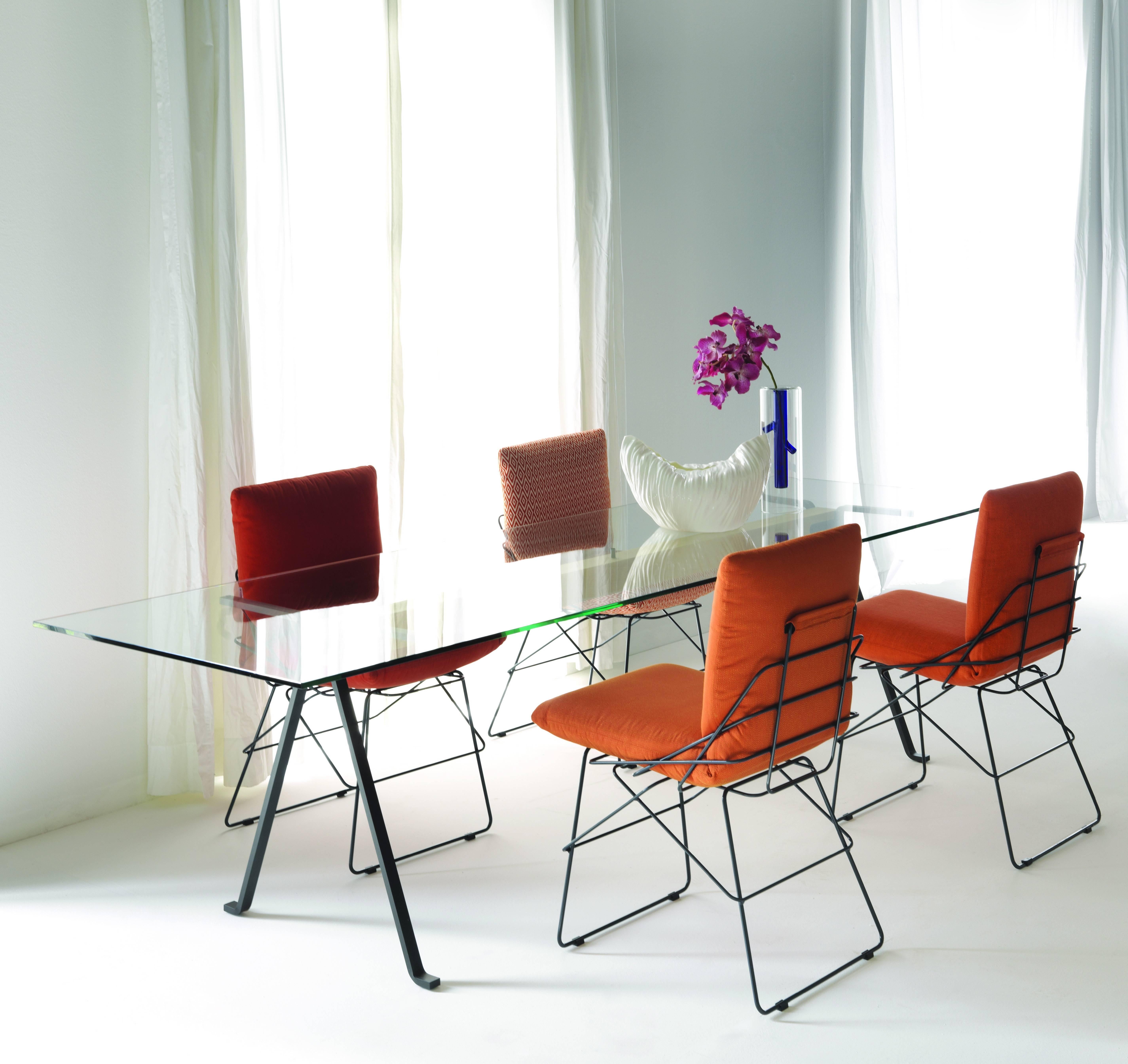 XXIe siècle et contemporain Table en bois de tilleul et acier avec plateau en verre trempé « Frame » de E. Mari pour Driade en vente