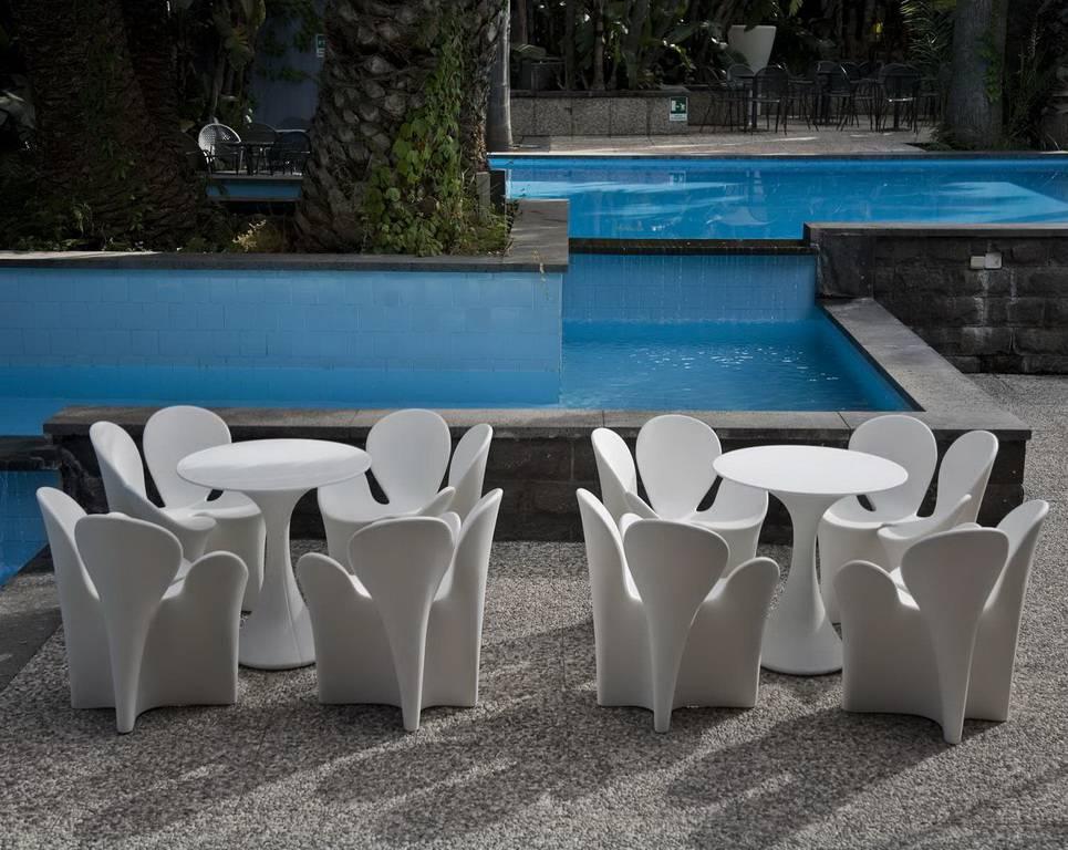Fauteuil monobloc en forme de fleur en forme de trèfle conçu par Ron Arad pour Driade en vente 6