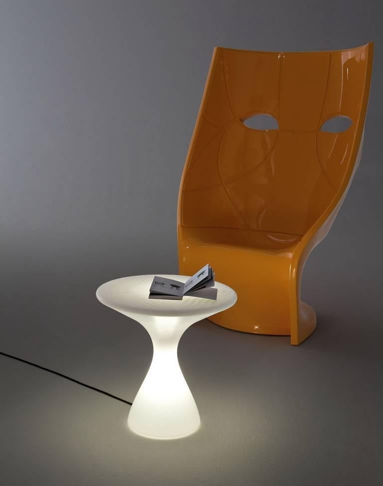 Plastica Tavolo monoblocco illuminato 