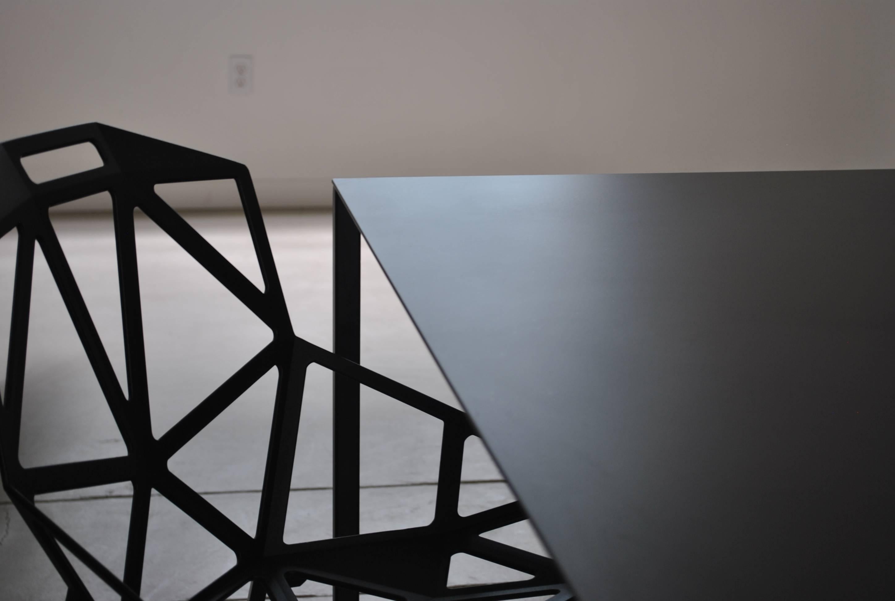 SUPERMETAL-Tisch, entworfen von Chiara Ferrari (21. Jahrhundert und zeitgenössisch) im Angebot