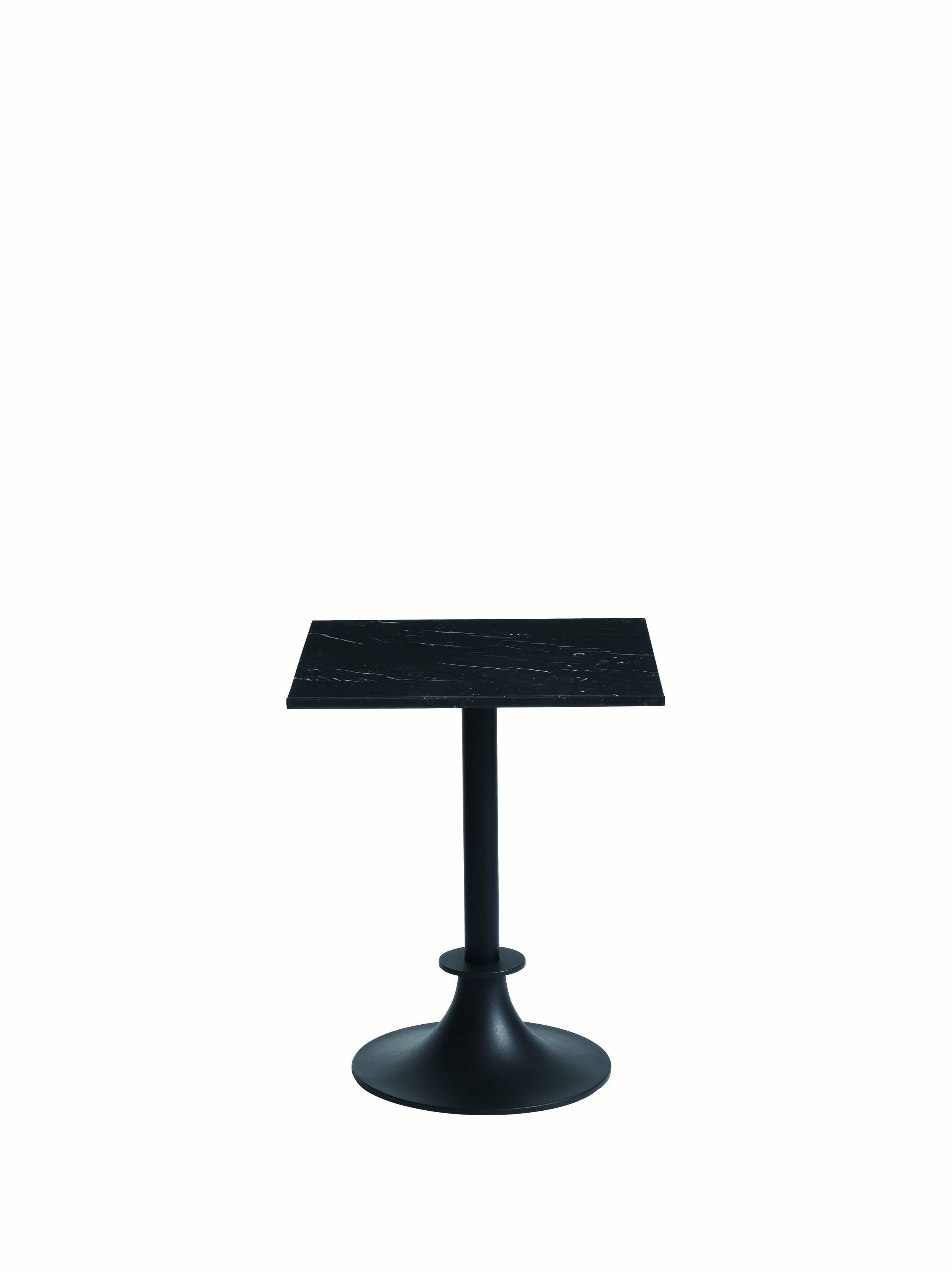 Tables Lord YI de Philippe Starck, disponibles avec plateau en marbre noir ou blanc Neuf - En vente à Brooklyn, NY