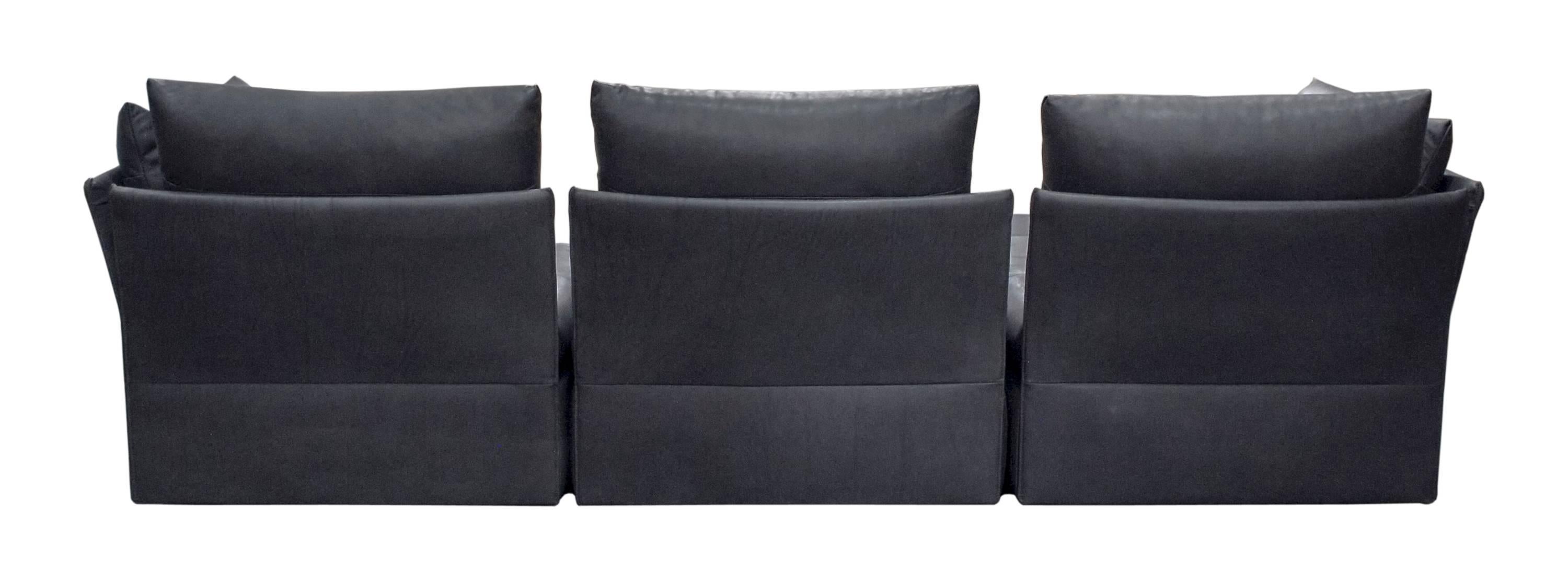 DS-19 de Sede Sofa Designed by Christian Werner in Black Natural Leather In Excellent Condition In Brooklyn, NY