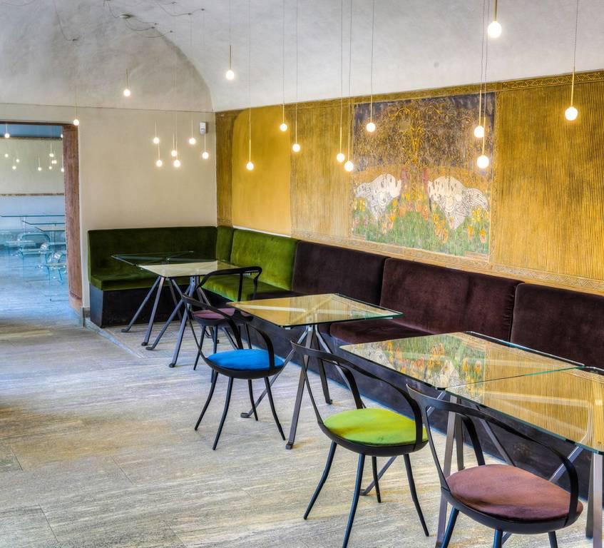Table de salle à manger « Cugino » en verre trempé et acier peint d'Enzo Mari pour Driade en vente 1