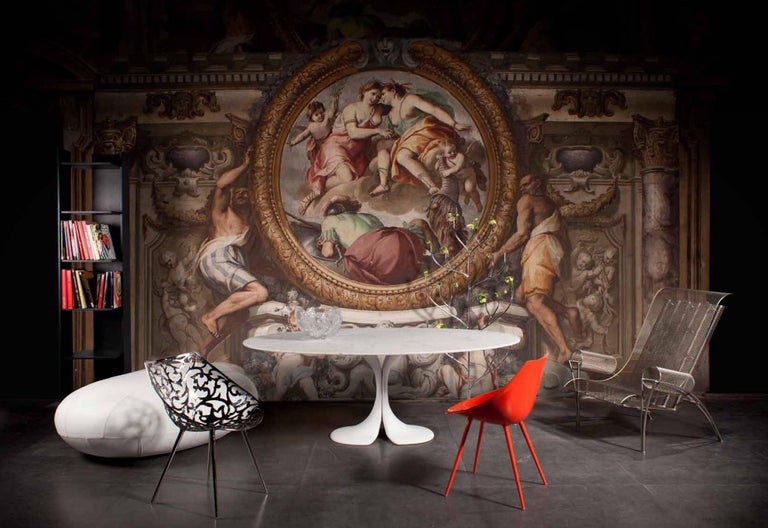 Tavolo con piano ovale in marmo e base in cristallo di 