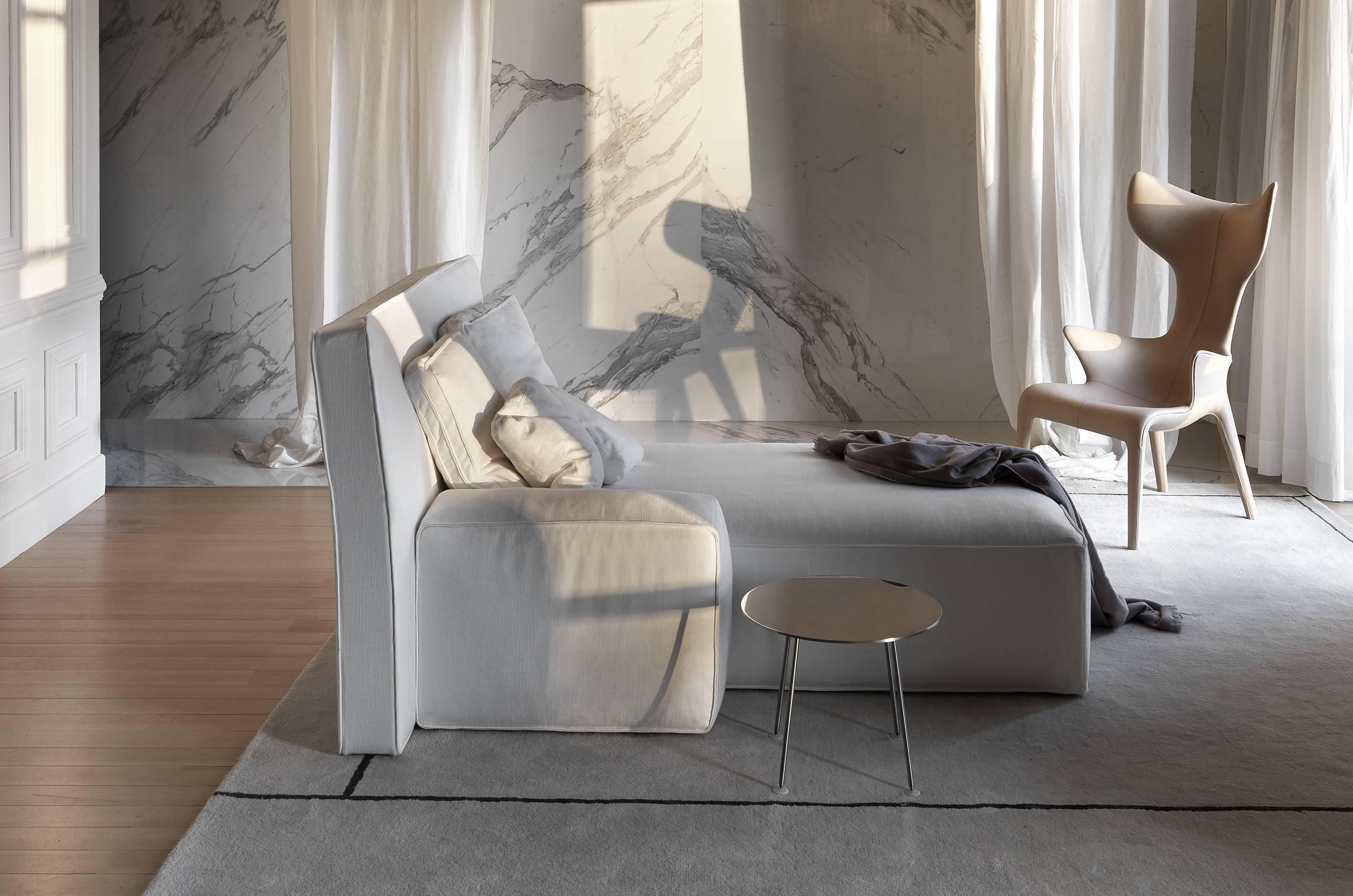 italien Fauteuil « Lou Read » en cuir et polyuréthane renforcé de P. Starck pour Driade en vente