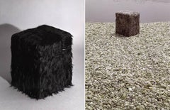 Pouf "Blocco" en fourrure ou velours de Mongolie noir conçu par Nanda Vigo pour Driade