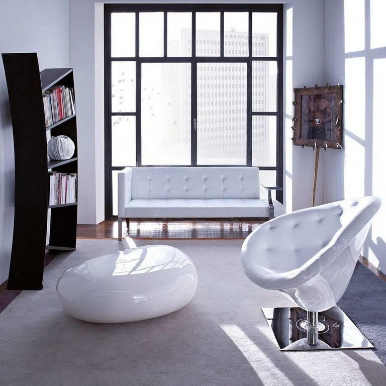 Moderne Canapé Monseigneur en cuir matelassé conçu par Philippe Starck pour Driade en vente