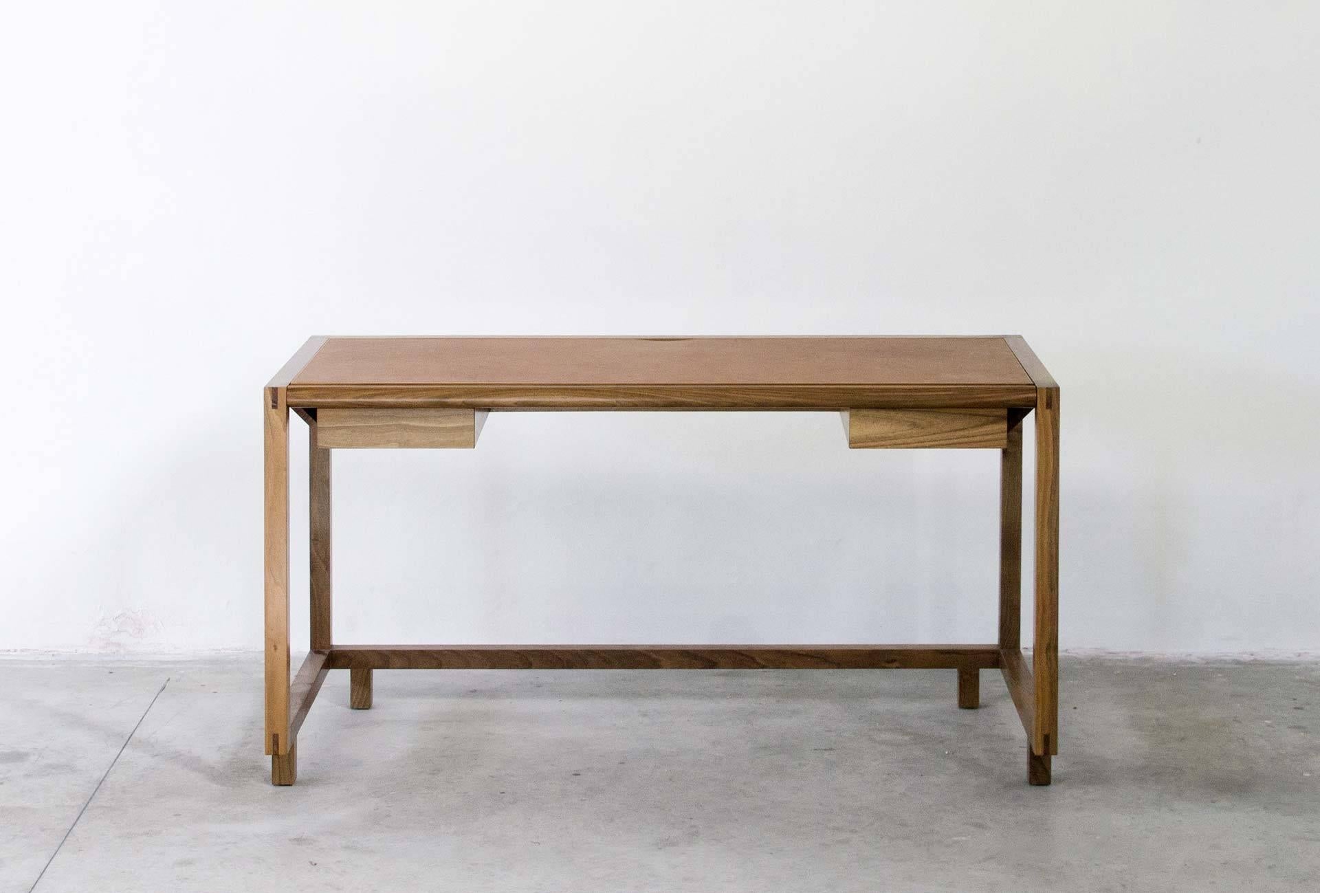 „“Optimum“-Schreibtisch aus Nussbaumholz, entworfen von Stephane Lebrun für Dessie (Moderne) im Angebot