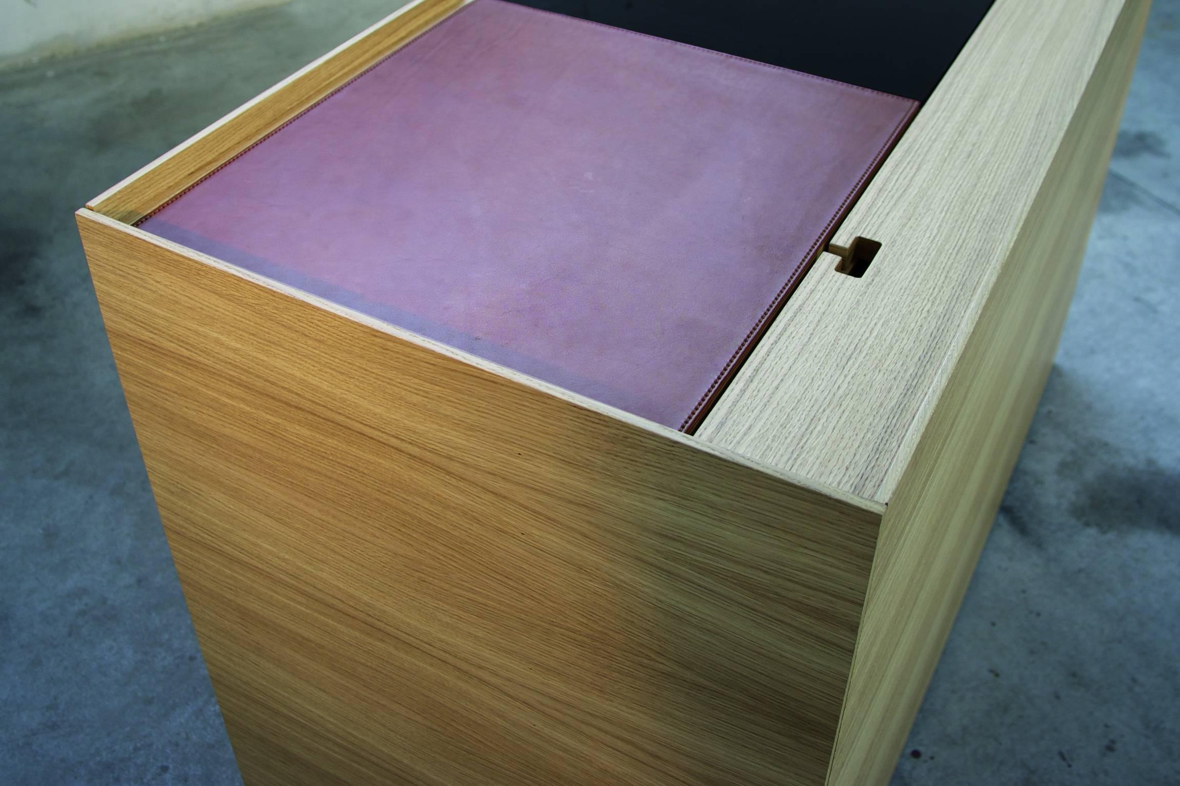 „Brown“ Pc/Laptop-Schrank oder Schreibtisch, entworfen von Stephane Lebrun für Dessie' (Moderne) im Angebot