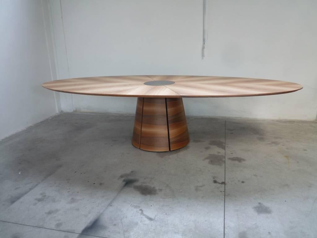 Table ovale « Grande Table » conçue par Stephane Lebrun pour Dessie Neuf - En vente à Brooklyn, NY