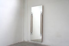 Specchio da parete "Asas", disegnato da Jaume Tresserra per Dessie'.