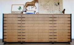 "Cassettiera multifunzione Planera Calvet di J. Tresserra per Dessie'