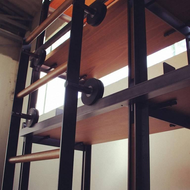 Libreria a scaffali modulari 