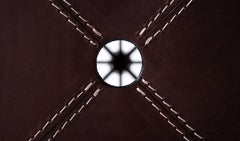 "Jimmy Sue" Puf de piel y acero Diseñado por Claude Bouchard para Oscar Maschera